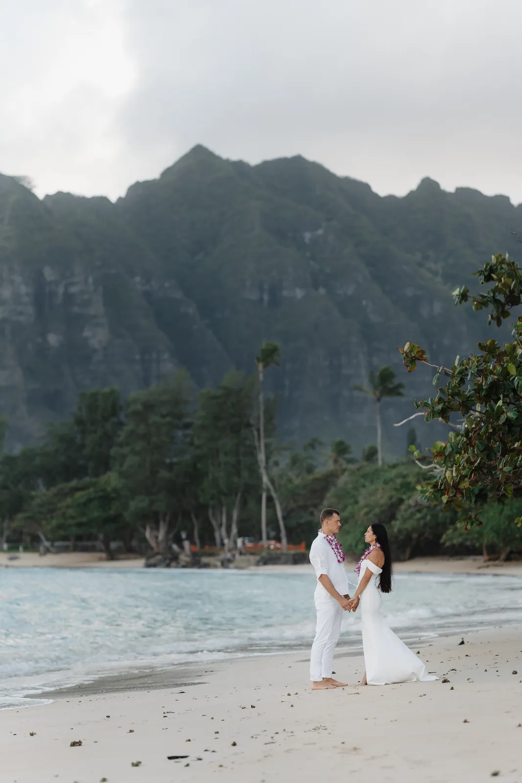 Best Elopement Locations on Oahu: Beyond Waikiki